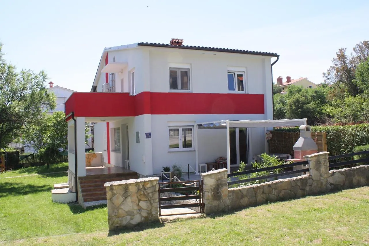Holiday Home Radmila Premantura