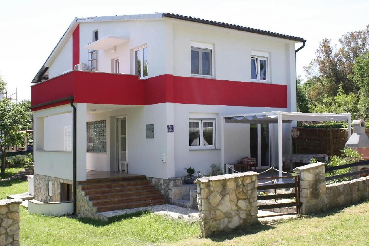 Holiday Home Radmila Premantura