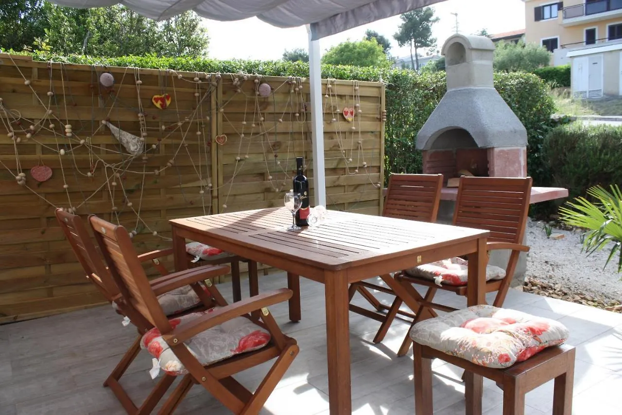 Holiday Home Radmila Premantura