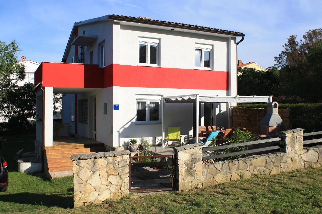Holiday Home Radmila Premantura