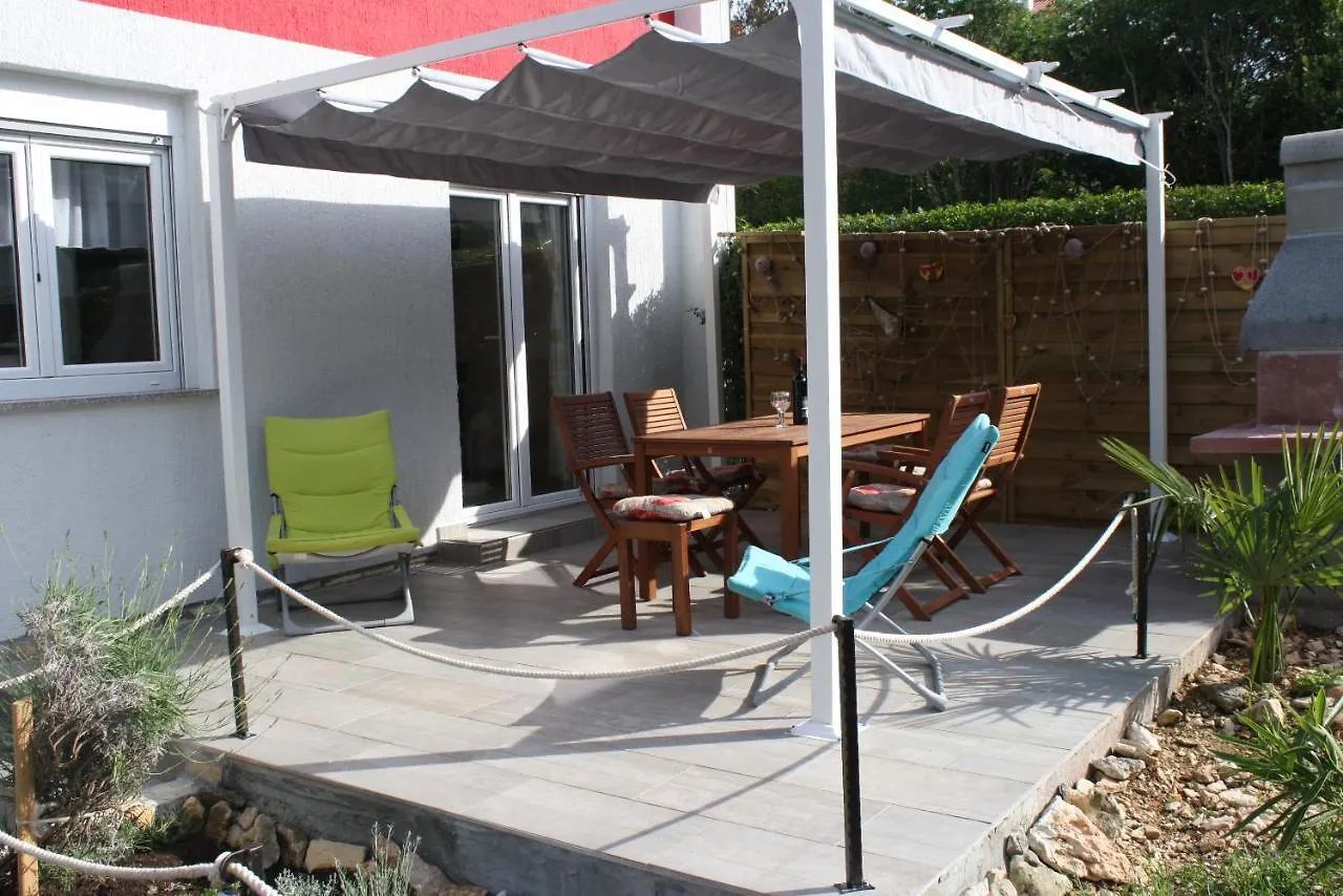 Holiday Home Radmila Premantura